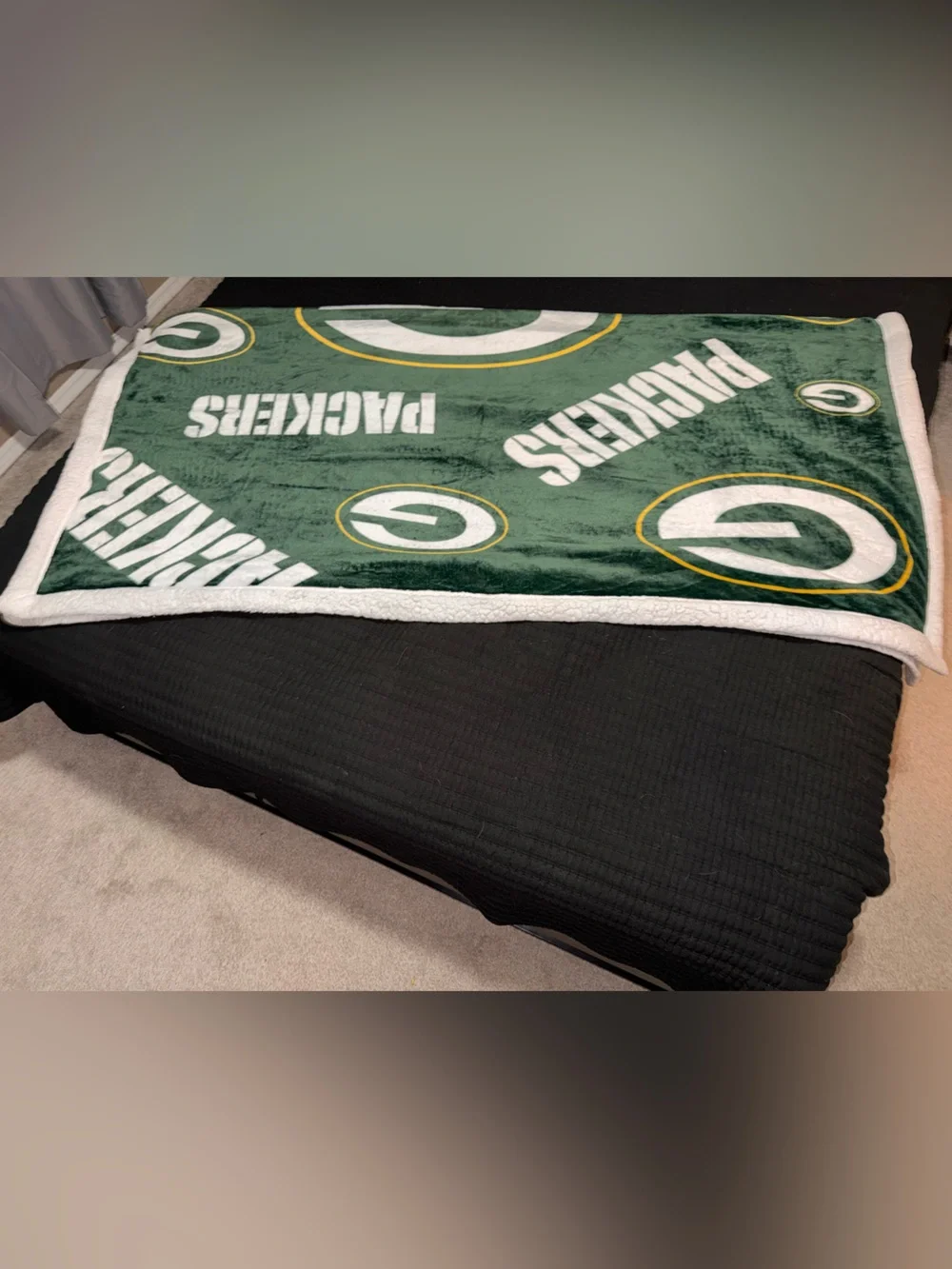 NFL Green Bay Packers Logo Brands Sherpa Blanket 50X60
